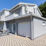 شقة Sea & Stone No 3 In ستاريغغاد باكلينتسا