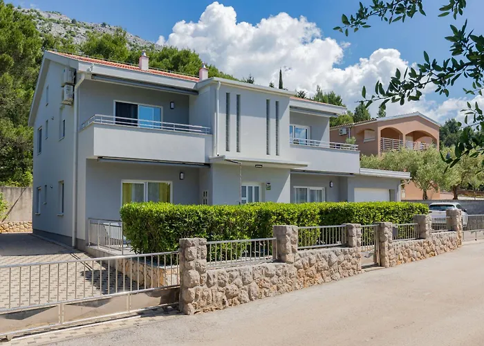 Appartement Sea & Stone No 3 In Starigrad Paklenica