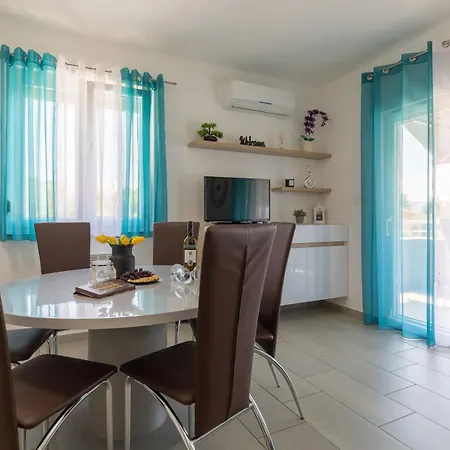 Διαμέρισμα Sea & Stone No 3 In Starigrad Paklenica